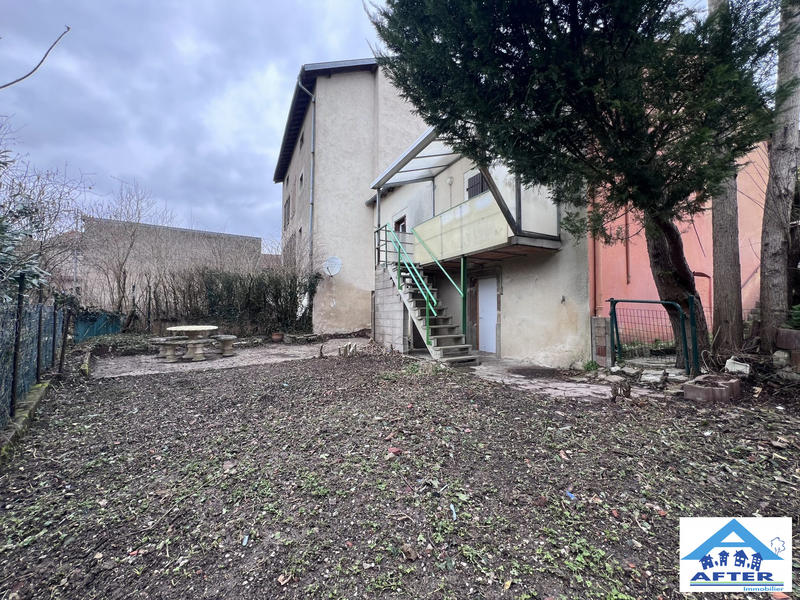 Maison - 85 m² - 4 pièces