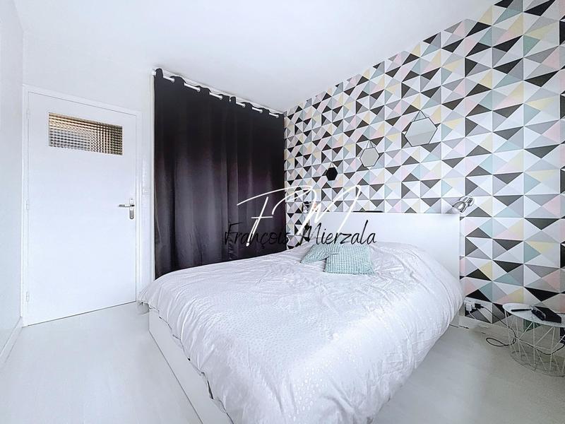 Maison - 100 m² - 6 pièces