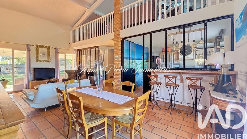 Maison - 152 m² - 6 pièces