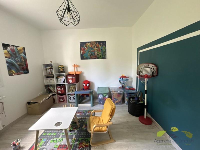 Maison - 99 m² - 4 pièces