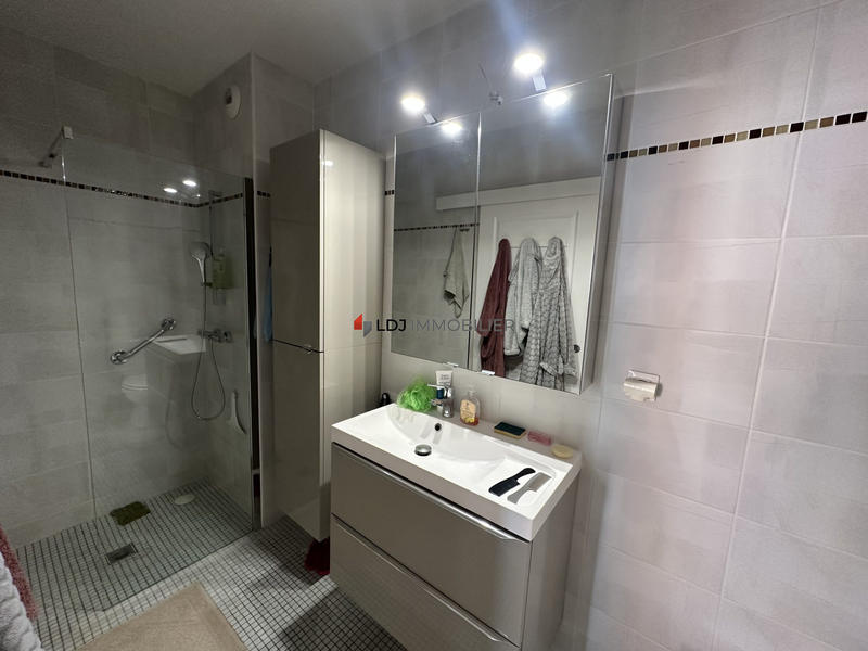 Appartement - 108 m² - 4 pièces