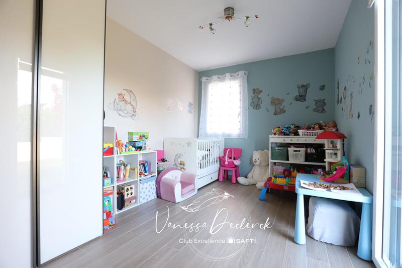 Maison - 180 m² - 7 pièces