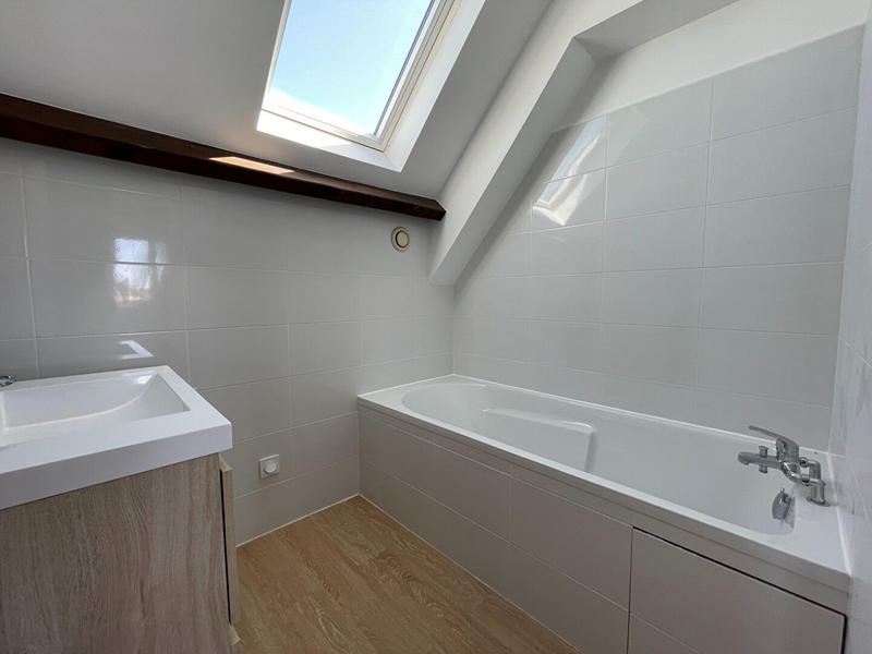 Maison - 178 m² - 7 pièces