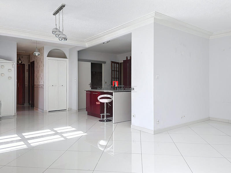 Maison traditionnelle - 110 m² - 4 pièces