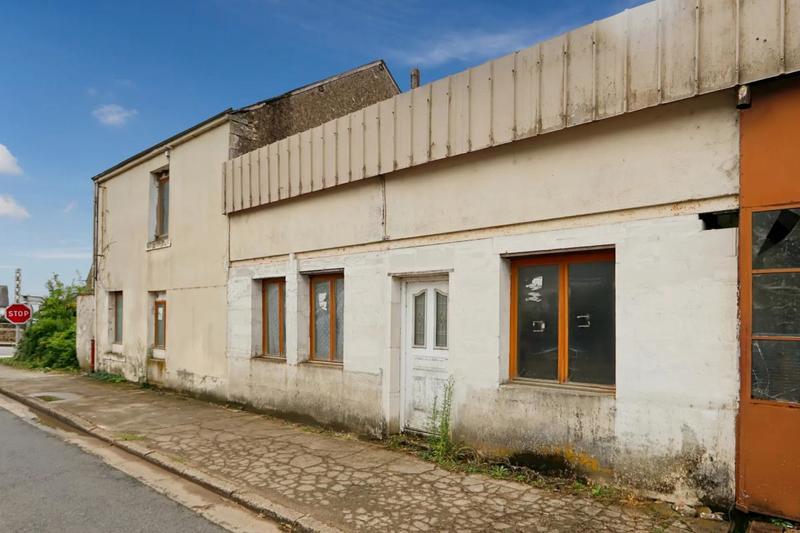 Maison - 390 m² - 7 pièces
