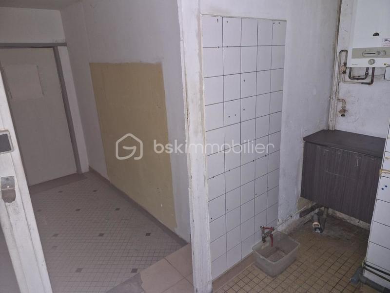 Immeuble - 196 m² - 5 pièces