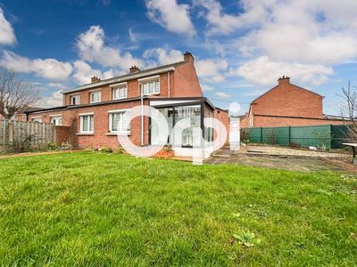 Maison - 102 m² - 5 pièces