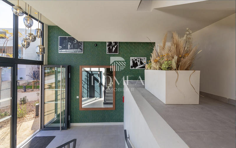 Appartement - 125 m² - 5 pièces