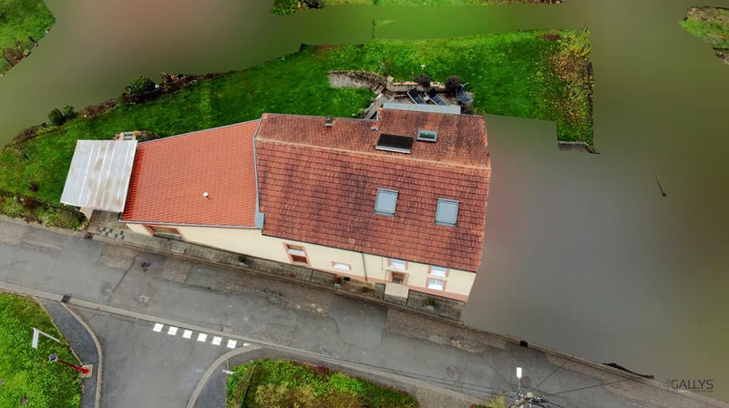 Maison - 121 m² - 5 pièces