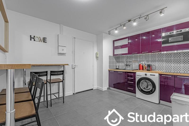 Chambre - 10 m² - 1 pièce