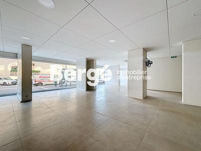 Local commercial - 394 m²