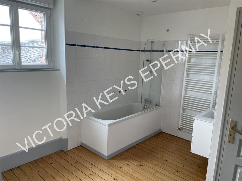 Maison ancienne - 206 m² - 6 pièces