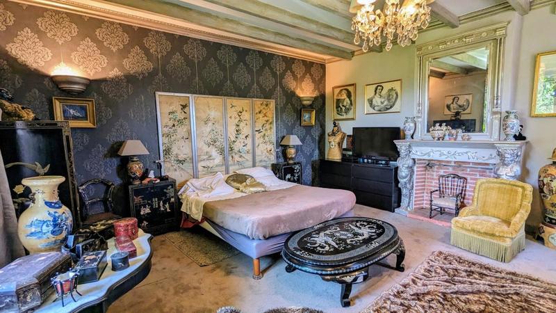 Maison - 222 m² - 6 pièces