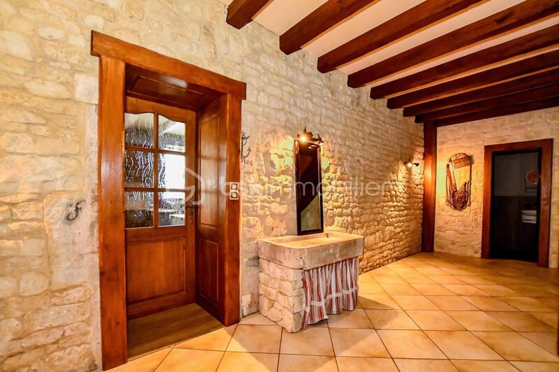 Maison de ville - 260 m² - 6 pièces