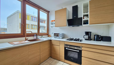Appartement - 97 m² - 5 pièces