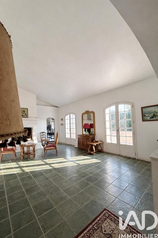 Maison - 185 m² - 5 pièces