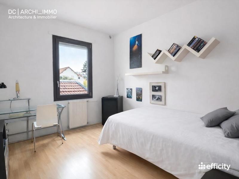 Maison - 190 m² - 7 pièces