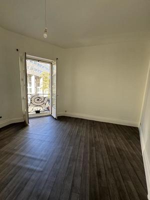 Appartement - 60 m² - 2 pièces