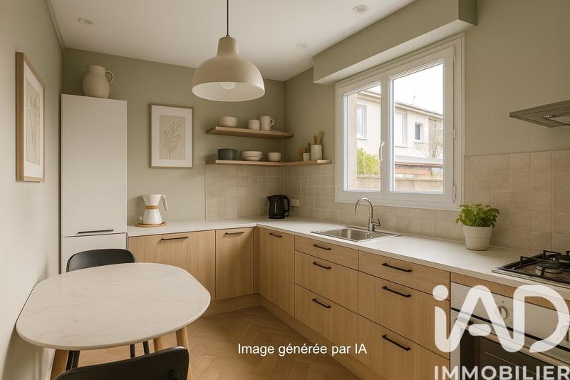 Maison - 98 m² - 6 pièces