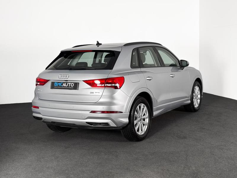 Audi Q3 Sport 35 Tdi 150ch Virtual Cockpit Sieges Gps Camera Attelage Regul Full Led s-Tronic