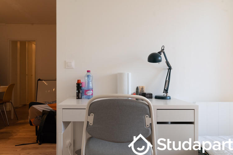 Chambre - 10 m² - 1 pièce