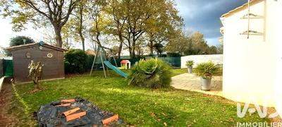 Maison - 90 m² - 5 pièces