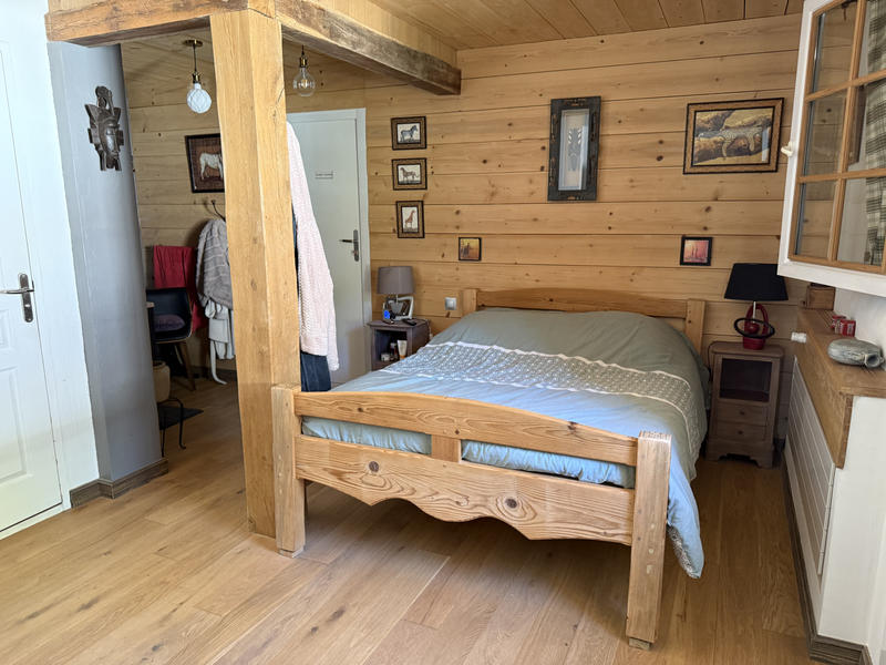 Maison - 235 m² - 8 pièces