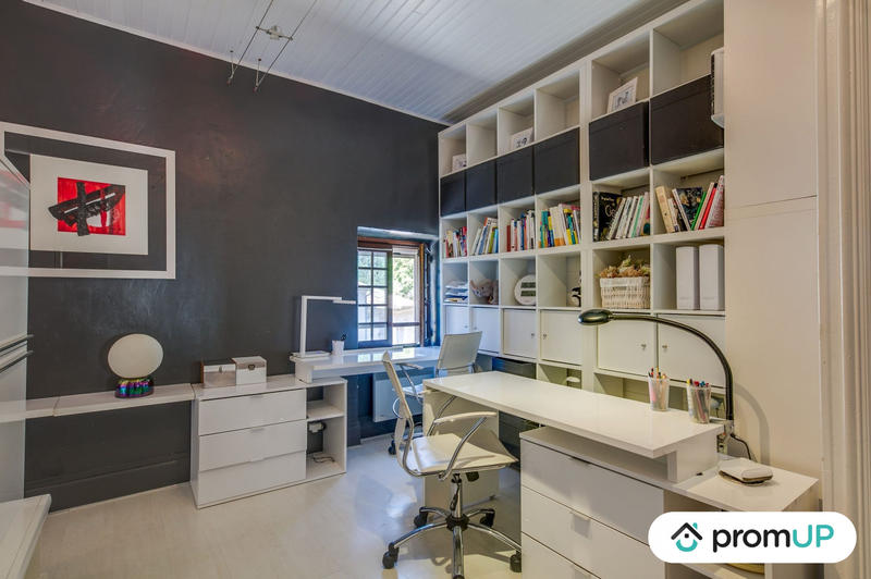 Maison - 184 m² - 6 pièces