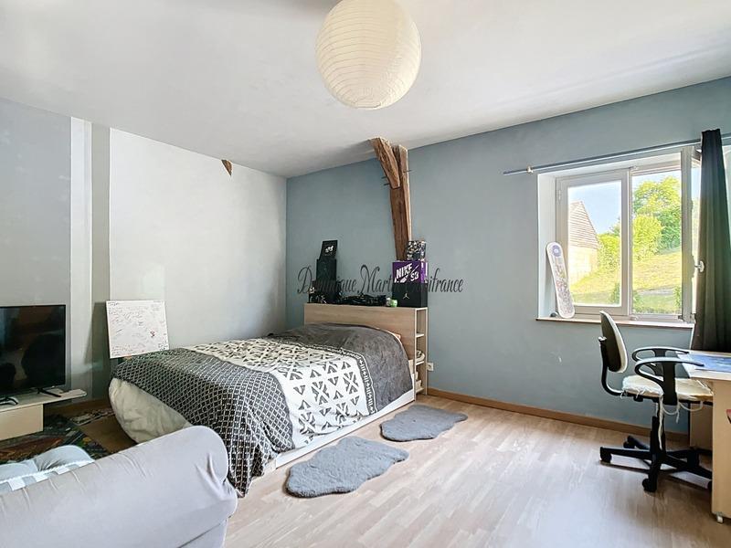 Maison - 164 m² - 5 pièces