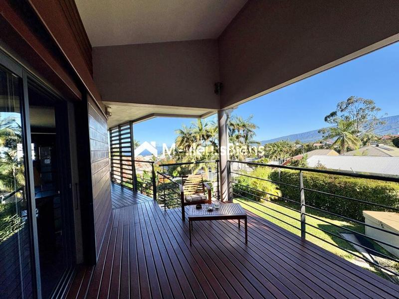 Maison d'architecte - 230 m² - 9 pièces