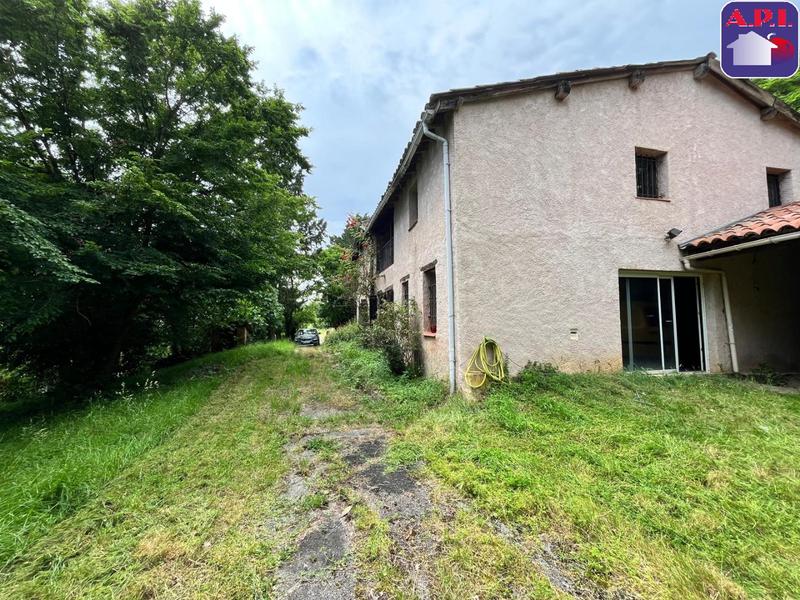 Maison - 202 m² - 6 pièces