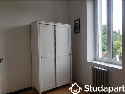 Maison - 250 m² - 14 pièces