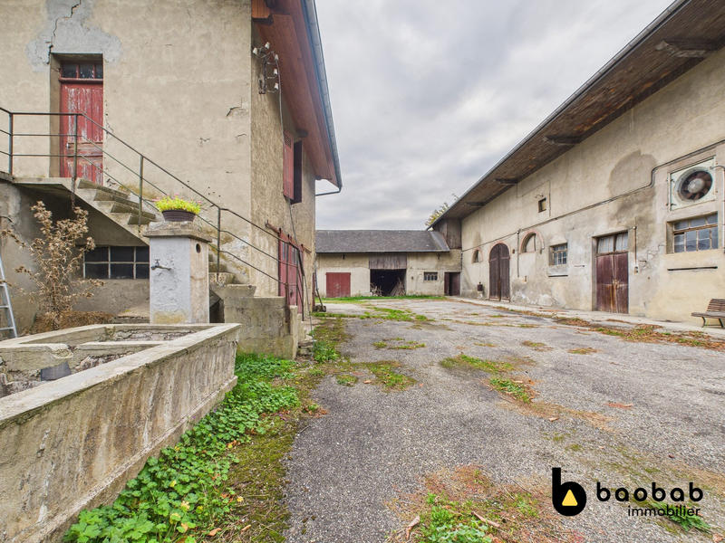 Ferme - 300 m² - 5 pièces