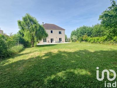 Maison - 206 m² - 7 pièces