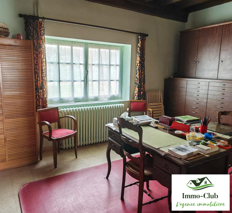 Maison - 180 m² - 8 pièces