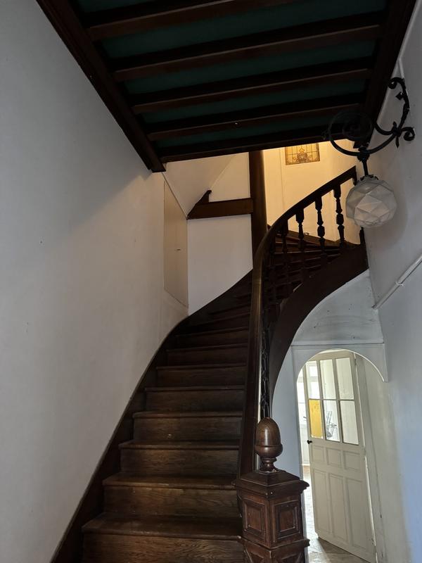 Appartement - 100 m² - 5 pièces