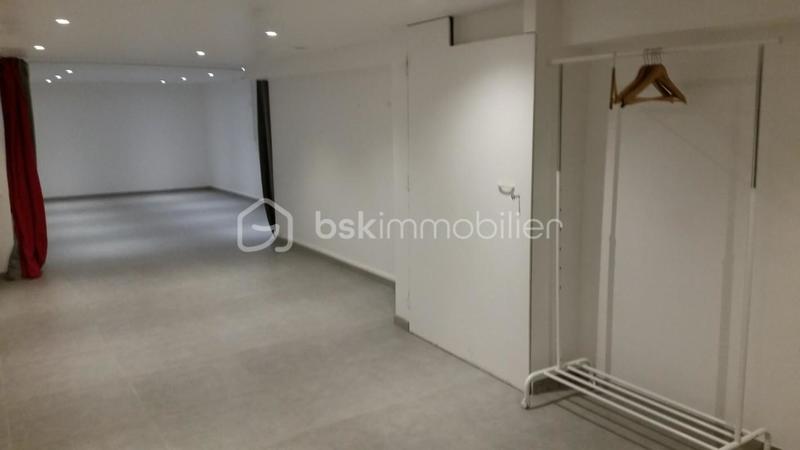 Maison traditionnelle - 147 m² - 5 pièces