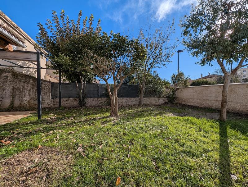 Maison jumelée - 88 m² - 4 pièces