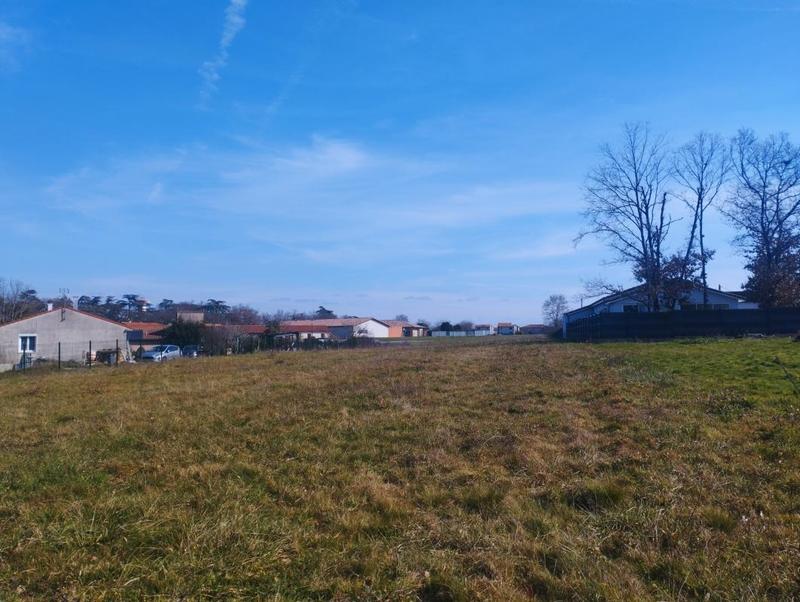 Terrain constructible - 272 m²