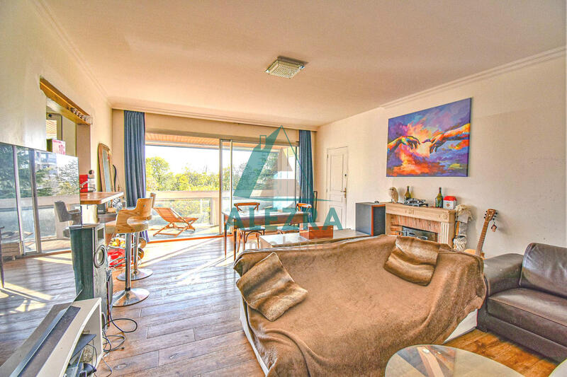 Appartement - 130 m² - 5 pièces