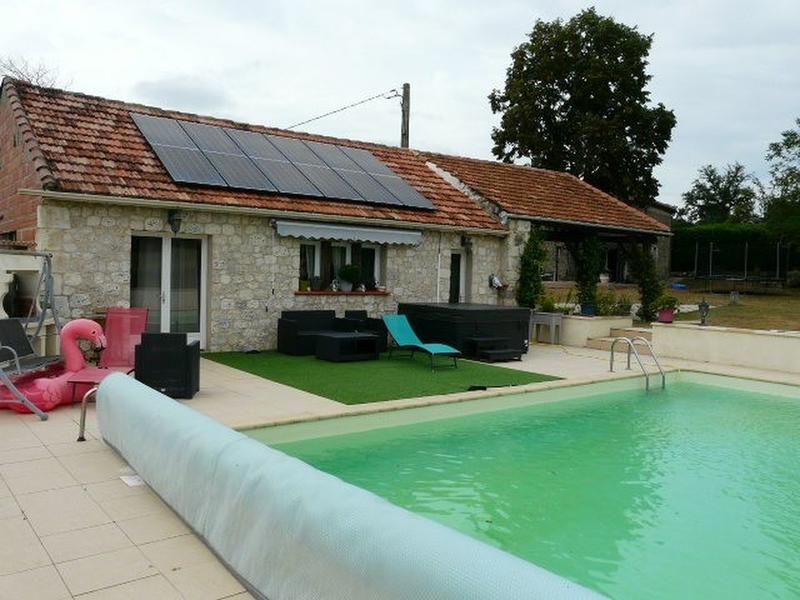 Maison en pierre - 203 m² - 6 pièces