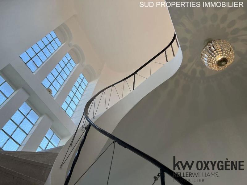 Villa - 247 m² - 7 pièces