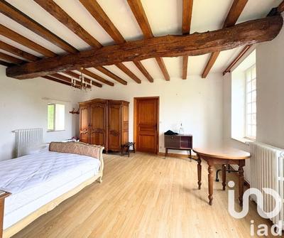 Maison - 225 m² - 6 pièces