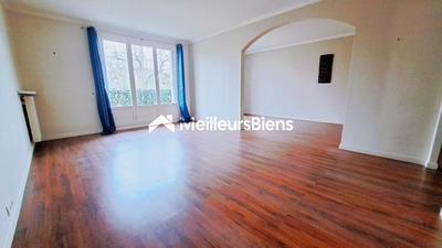 Appartement - 95 m² - 5 pièces