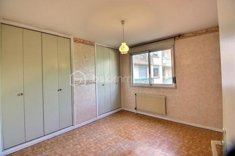 Appartement - 88 m² - 5 pièces