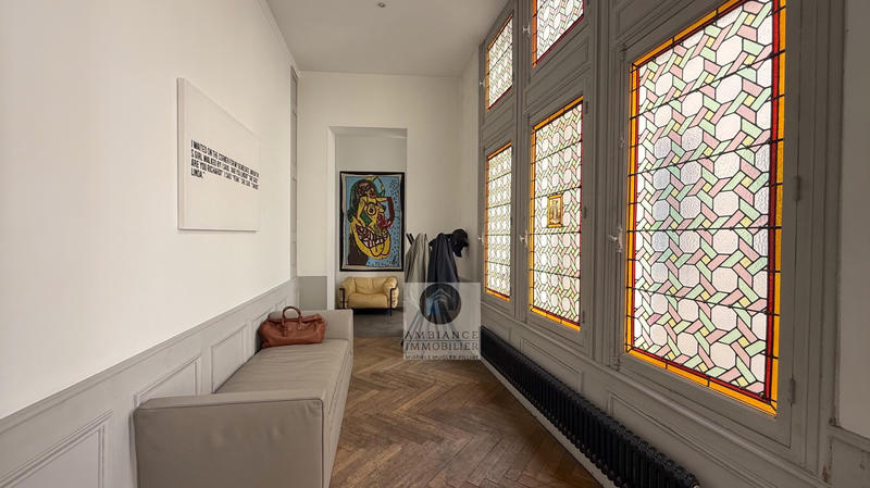 Appartement - 358 m² - 9 pièces