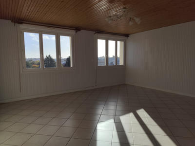 Appartement - 86 m² - 3 pièces