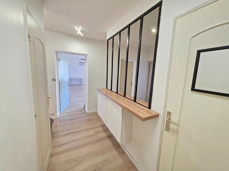 Appartement - 82 m² - 4 pièces