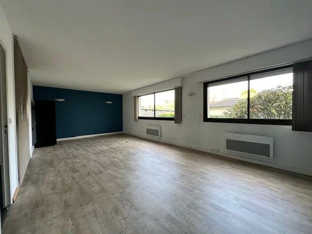 Magasins - 92 m² - 2 pièces