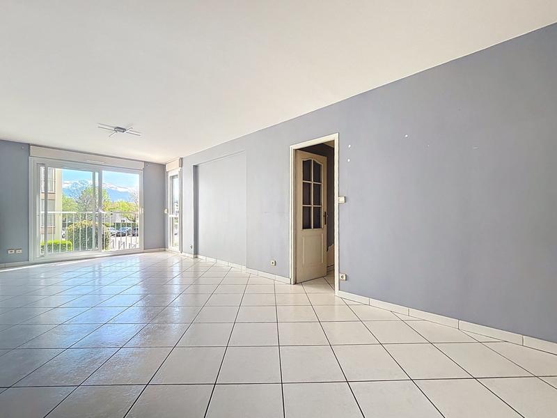 Appartement - 82 m² - 4 pièces